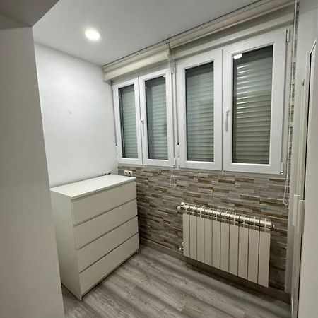 Cozy 1-Bedroom Apartment مدريد المظهر الخارجي الصورة