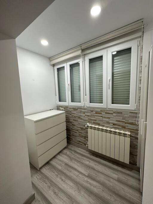 Cozy 1-Bedroom Apartment مدريد المظهر الخارجي الصورة