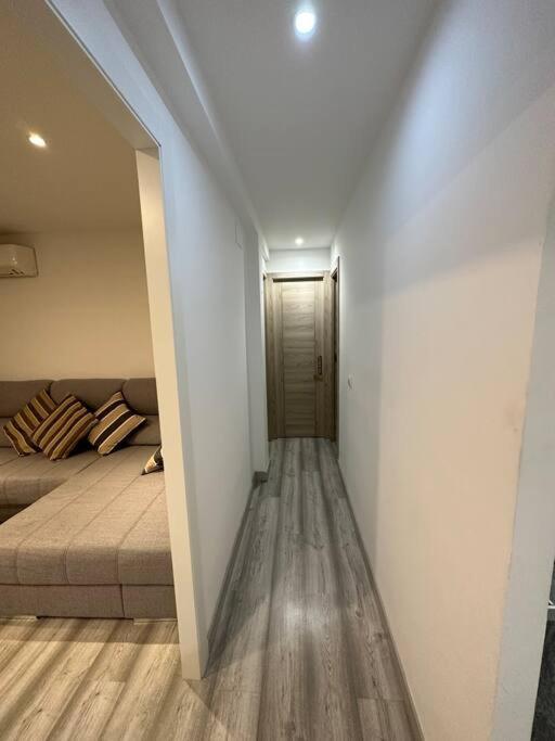 Cozy 1-Bedroom Apartment مدريد المظهر الخارجي الصورة