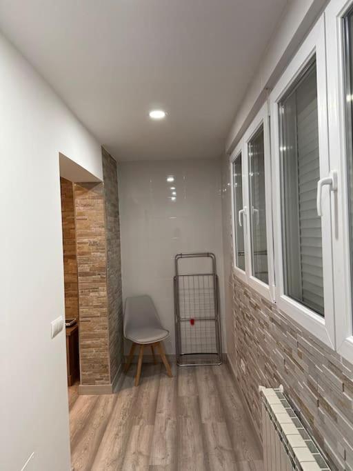 Cozy 1-Bedroom Apartment مدريد المظهر الخارجي الصورة